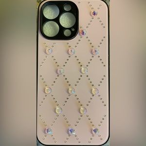 Women case for iPhone 13 Pro. It is ready for use and new owner. Stay bless!